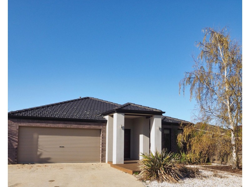 14 Beveridge Street, Ararat VIC 3377