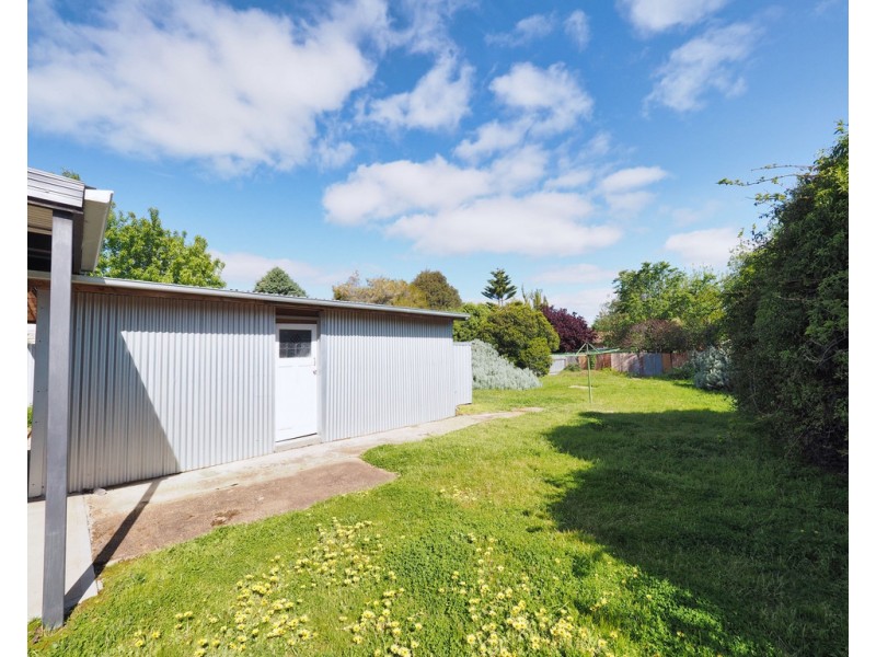 64 Moore Street, Ararat VIC 3377