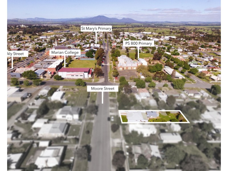 64 Moore Street, Ararat VIC 3377