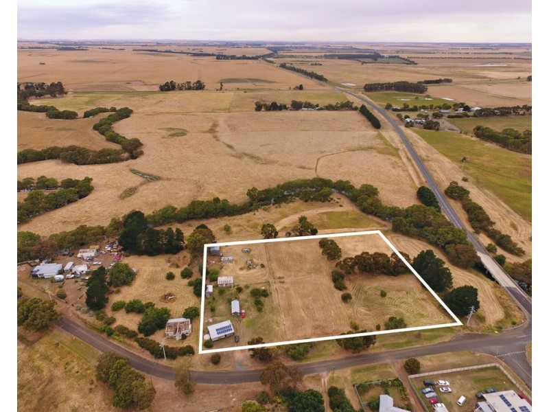 16 Walton Street, Streatham VIC 3351