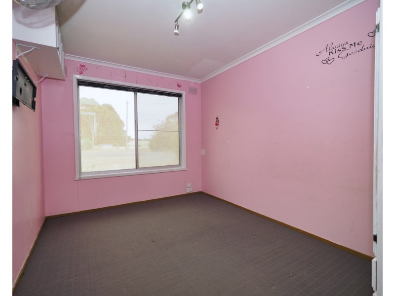 16 Walton Street, Streatham VIC 3351