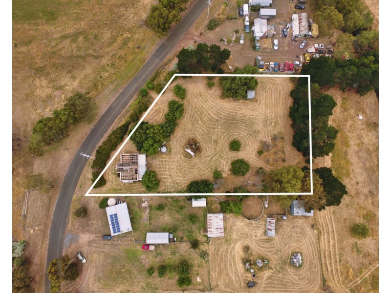 18 Walton Street, Streatham VIC 3351