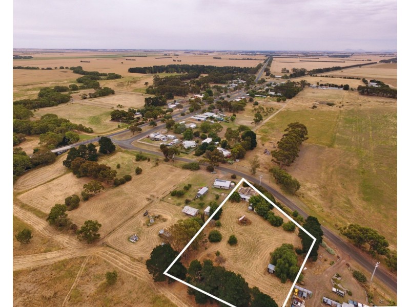 18 Walton Street, Streatham VIC 3351