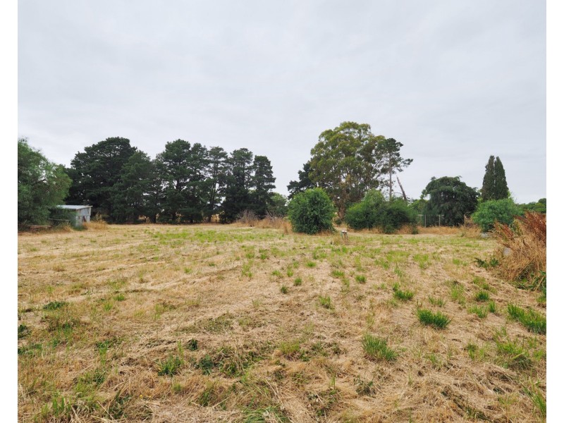 18 Walton Street, Streatham VIC 3351