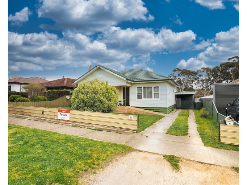 11 Queens Avenue, Ararat VIC 3377