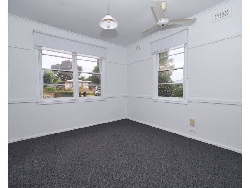 22 Montgomery Street, Ararat VIC 3377