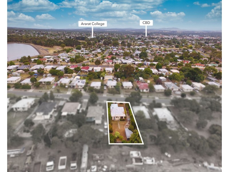 22 Montgomery Street, Ararat VIC 3377
