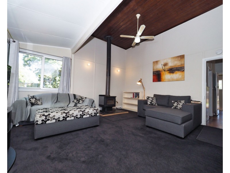 78 Main Street, Great Western VIC 3374