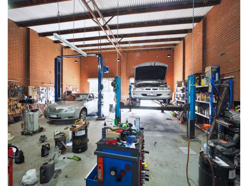 278 Western Highway, Ararat VIC 3377