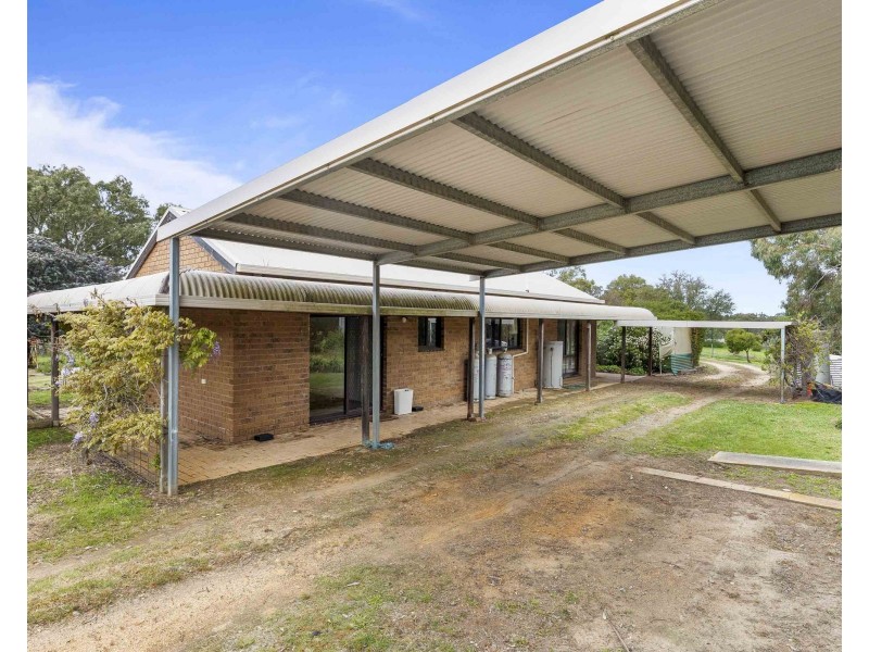 344 Deenicull Creek Road, Cathcart VIC 3377