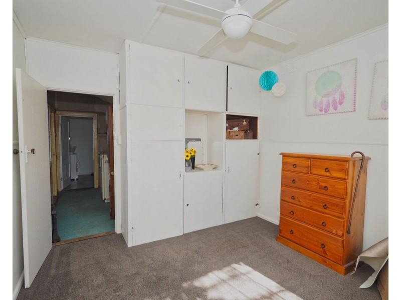 18 Hanson Street, Glenthompson VIC 3293