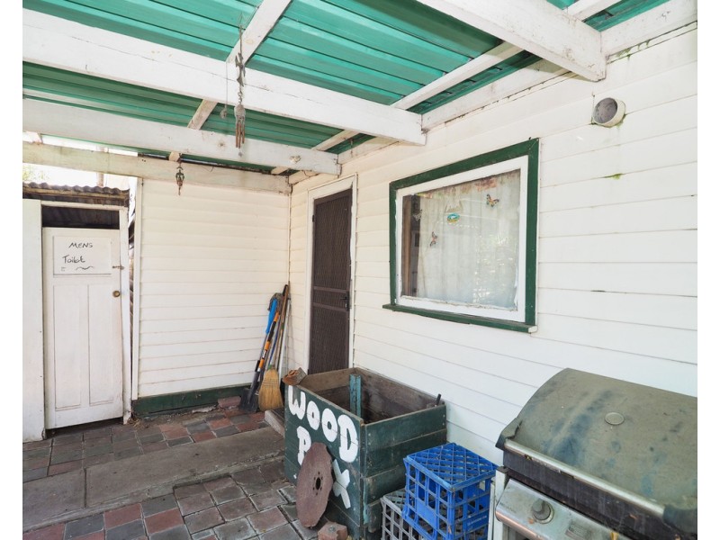 18 Hanson Street, Glenthompson VIC 3293