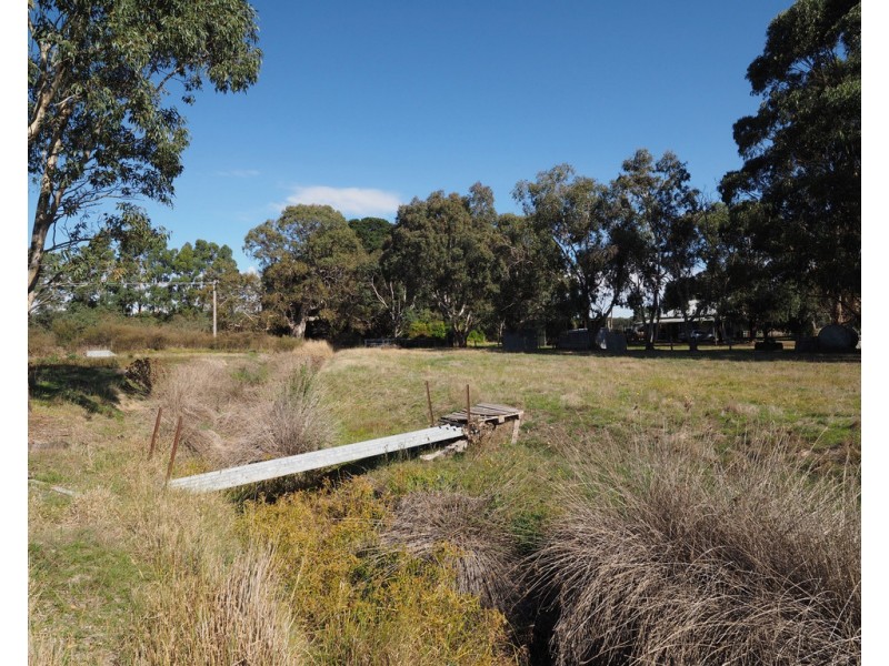 18 Hanson Street, Glenthompson VIC 3293