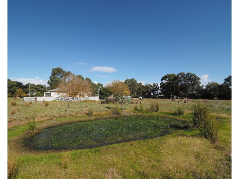 18 Hanson Street, Glenthompson VIC 3293