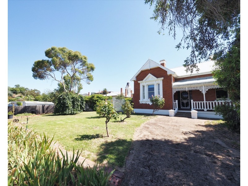 60-62 Girdlestone Street, Ararat VIC 3377