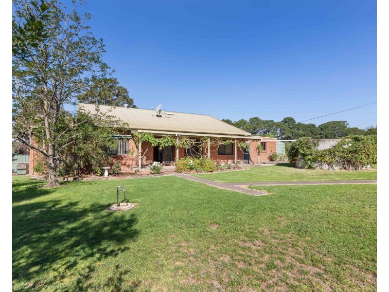 3565 Mount William Road, Tatyoon VIC 3378