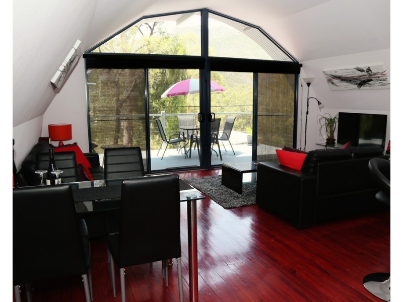 16 Scott Road, Halls Gap VIC 3381