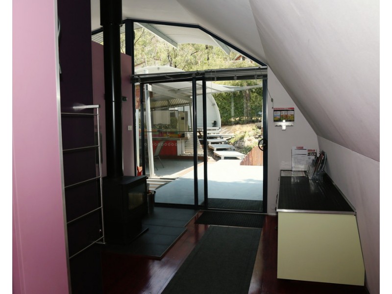 16 Scott Road, Halls Gap VIC 3381