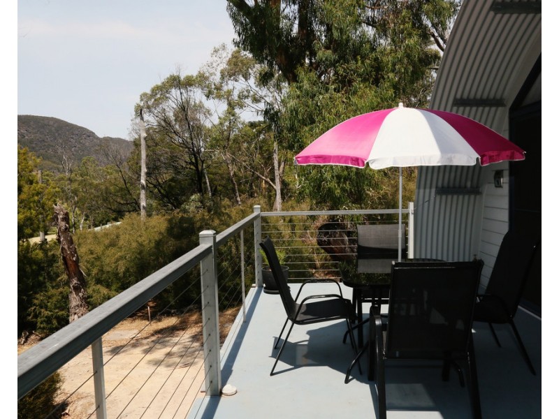 16 Scott Road, Halls Gap VIC 3381