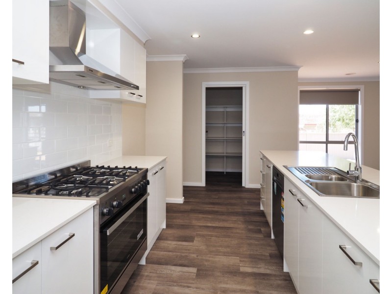 28a Ford Street, Ararat VIC 3377