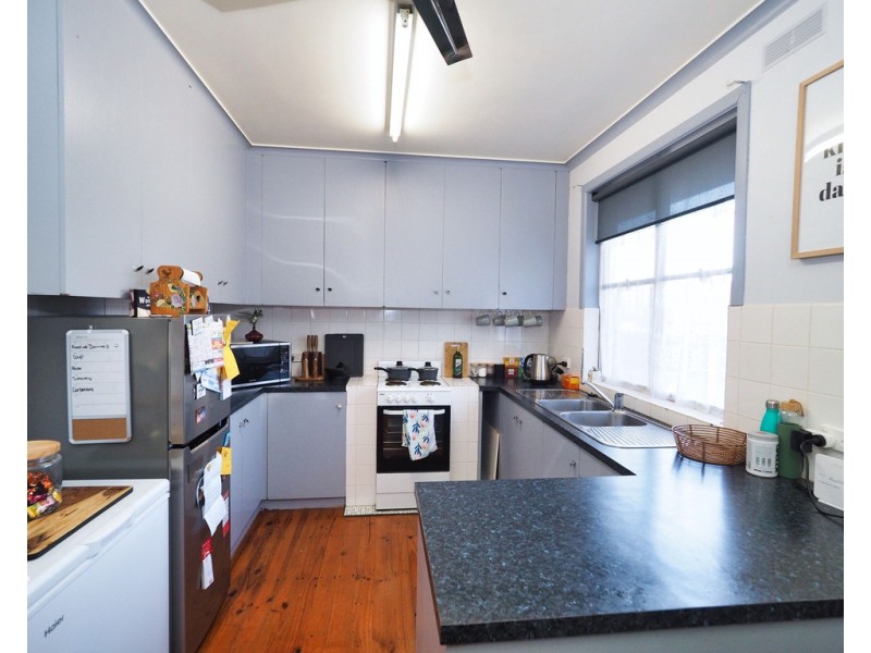 28 Ford Street, Ararat VIC 3377