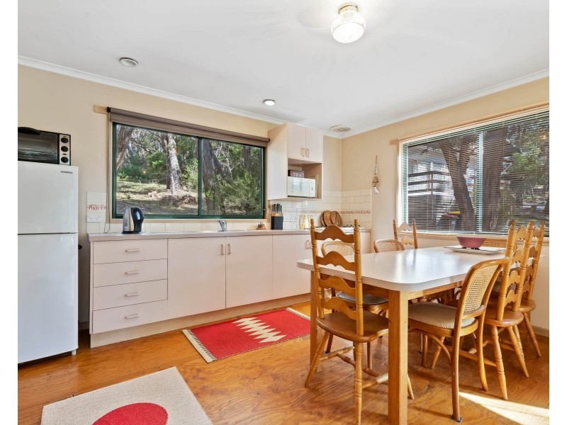 32 High Road, Halls Gap VIC 3381