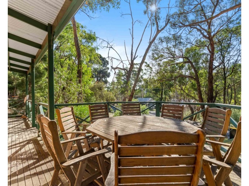 32 High Road, Halls Gap VIC 3381