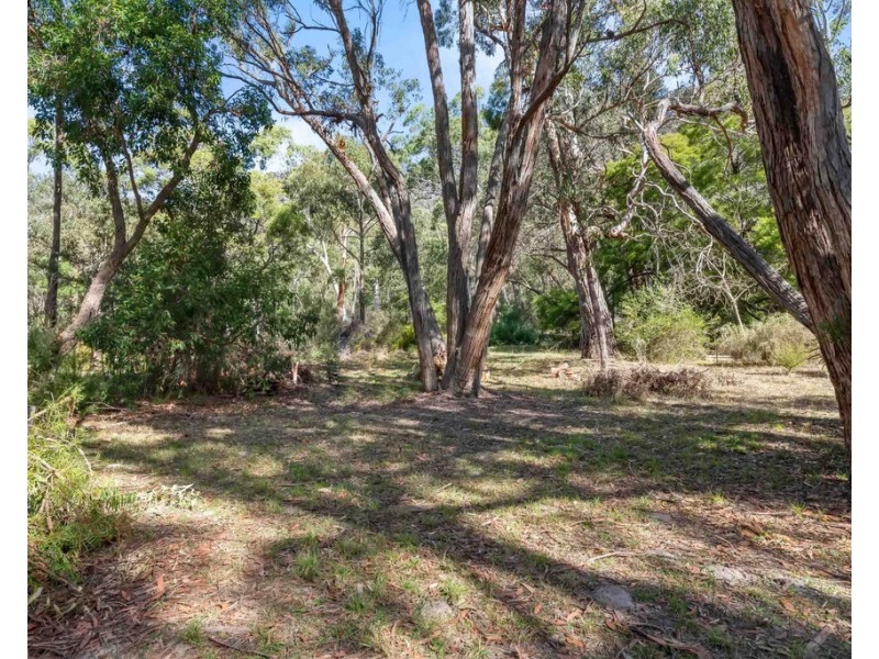 32 High Road, Halls Gap VIC 3381