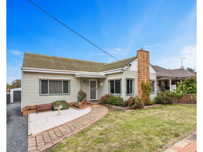 33 High Street West, Ararat VIC 3377