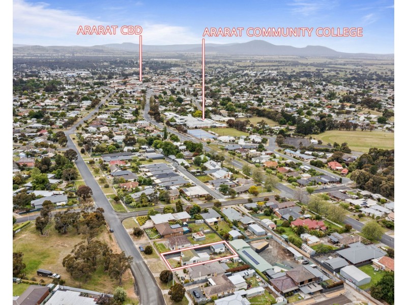 33 High Street West, Ararat VIC 3377
