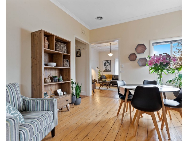 16 Barkly Street West, Ararat VIC 3377