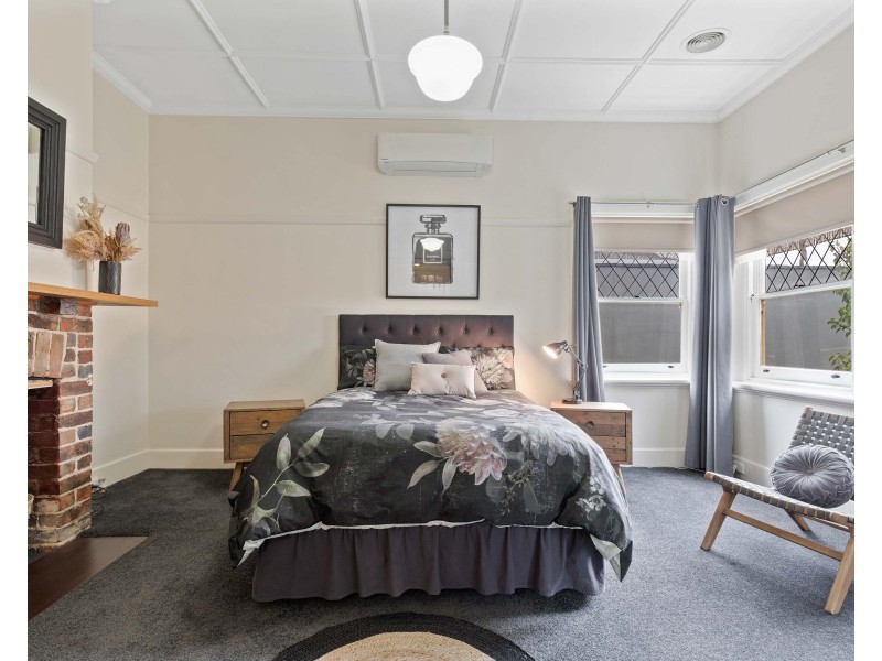 16 Barkly Street West, Ararat VIC 3377