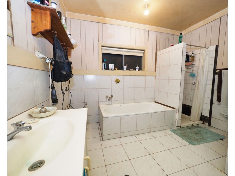 921 Glenelg Highway, Westmere VIC 3351