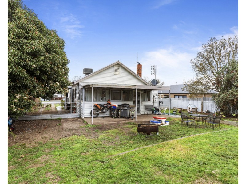 51 Rundell Street, Ararat VIC 3377