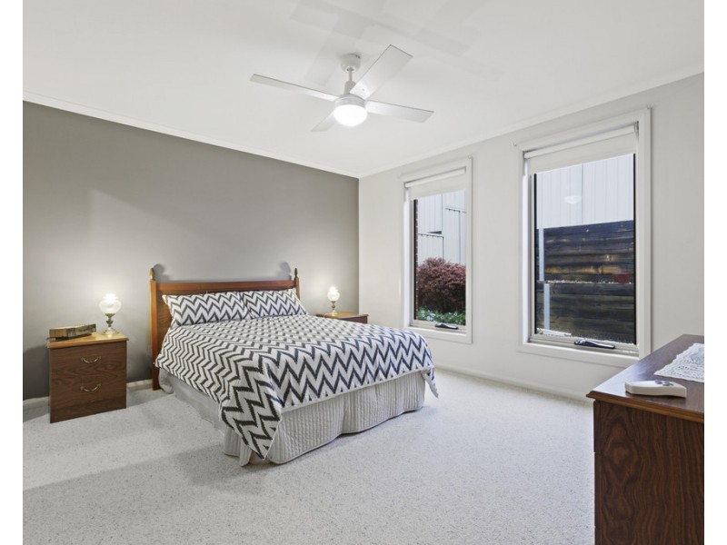 2/27 Basham Street, Ararat VIC 3377