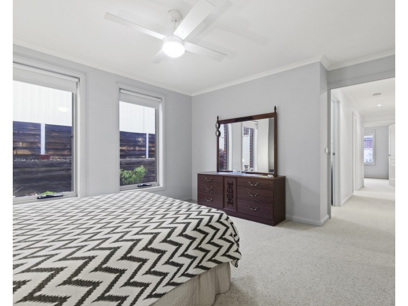 2/27 Basham Street, Ararat VIC 3377