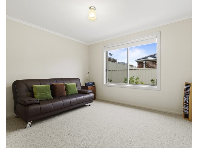 2/27 Basham Street, Ararat VIC 3377