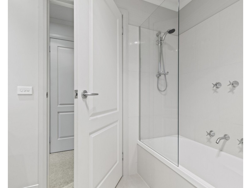 2/27 Basham Street, Ararat VIC 3377