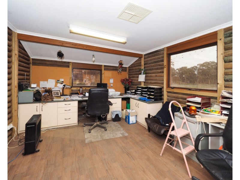 23 Horsham Road, Stawell VIC 3380