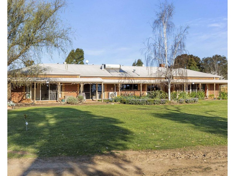 151 Banfields Road, Moyston VIC 3377