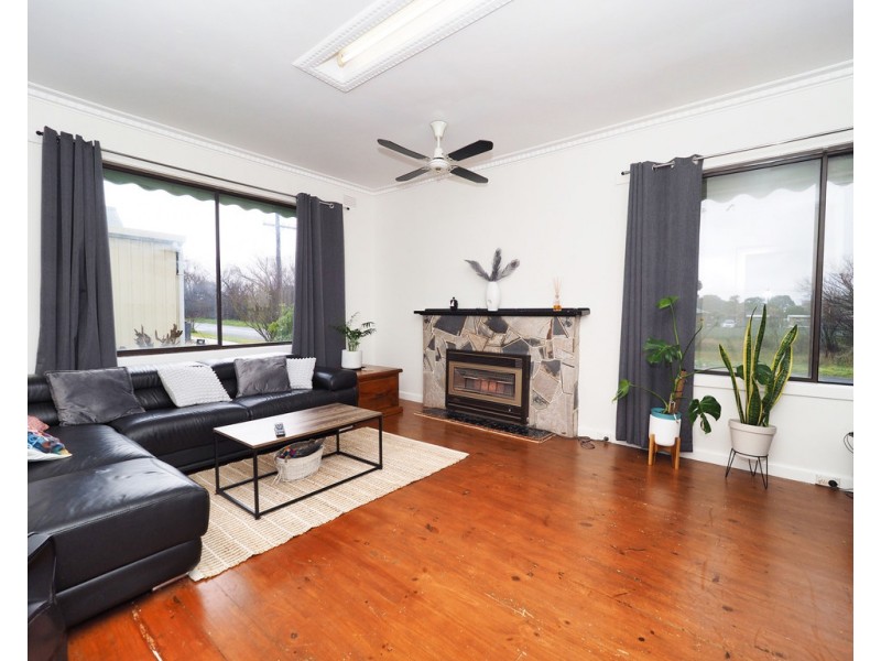 53 Elizabeth Street, Ararat VIC 3377