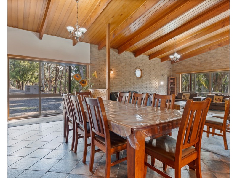 80-82 High Road, Halls Gap VIC 3381