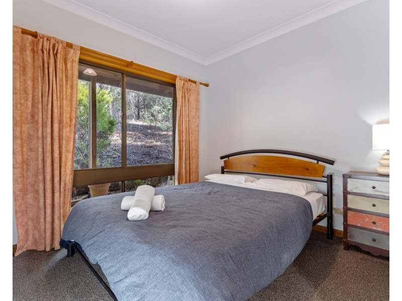 80-82 High Road, Halls Gap VIC 3381