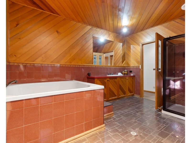 80-82 High Road, Halls Gap VIC 3381