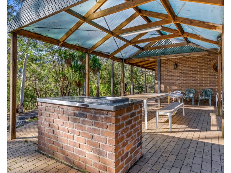 80-82 High Road, Halls Gap VIC 3381