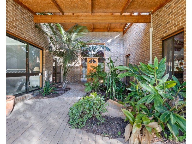 80-82 High Road, Halls Gap VIC 3381