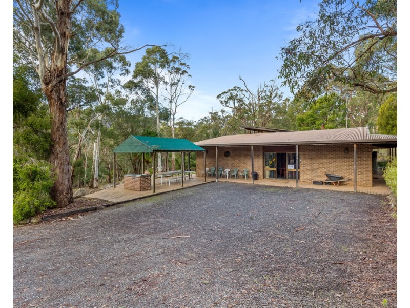 80-82 High Road, Halls Gap VIC 3381