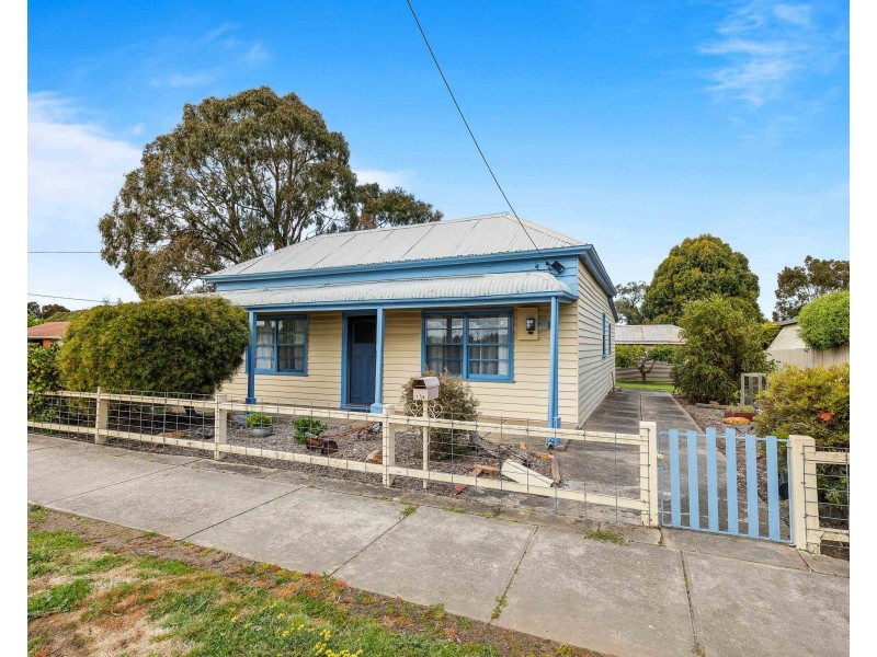 134 Moore Street, Ararat VIC 3377