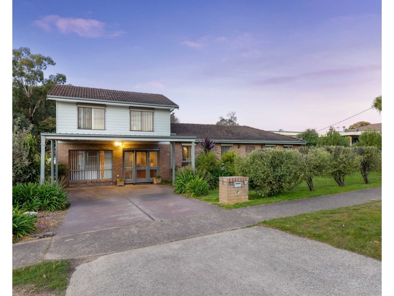 82 Banfield Street, Ararat VIC 3377