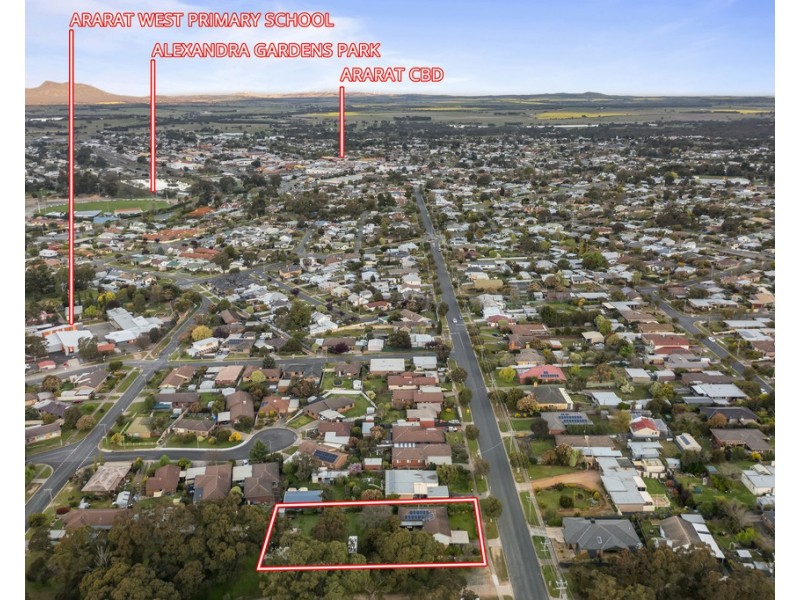 82 Banfield Street, Ararat VIC 3377